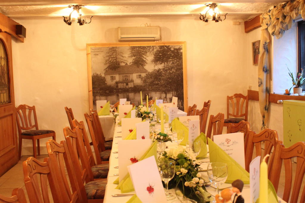 Hotel Restaurant Wolfsschlucht Bad Muenstereifel Exterior photo
